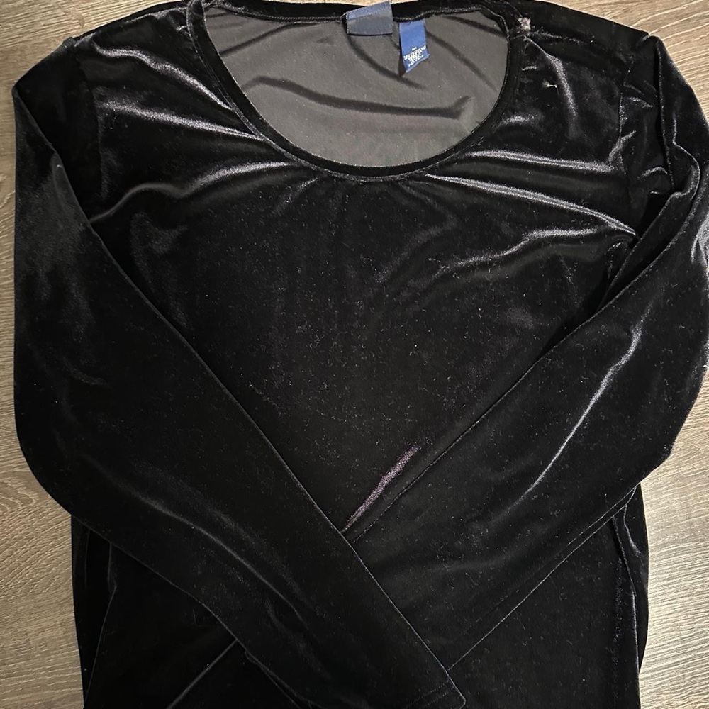 GAP Velvet Long Sleeve Top